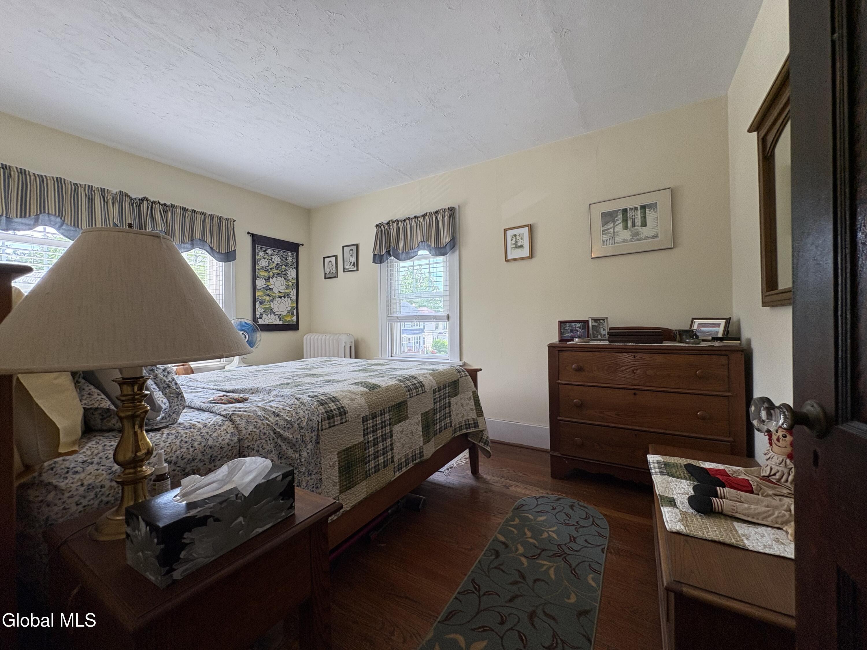 28 Eileen Street Albany NY 12203