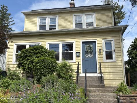 28 Eileen Street Albany NY 12203
