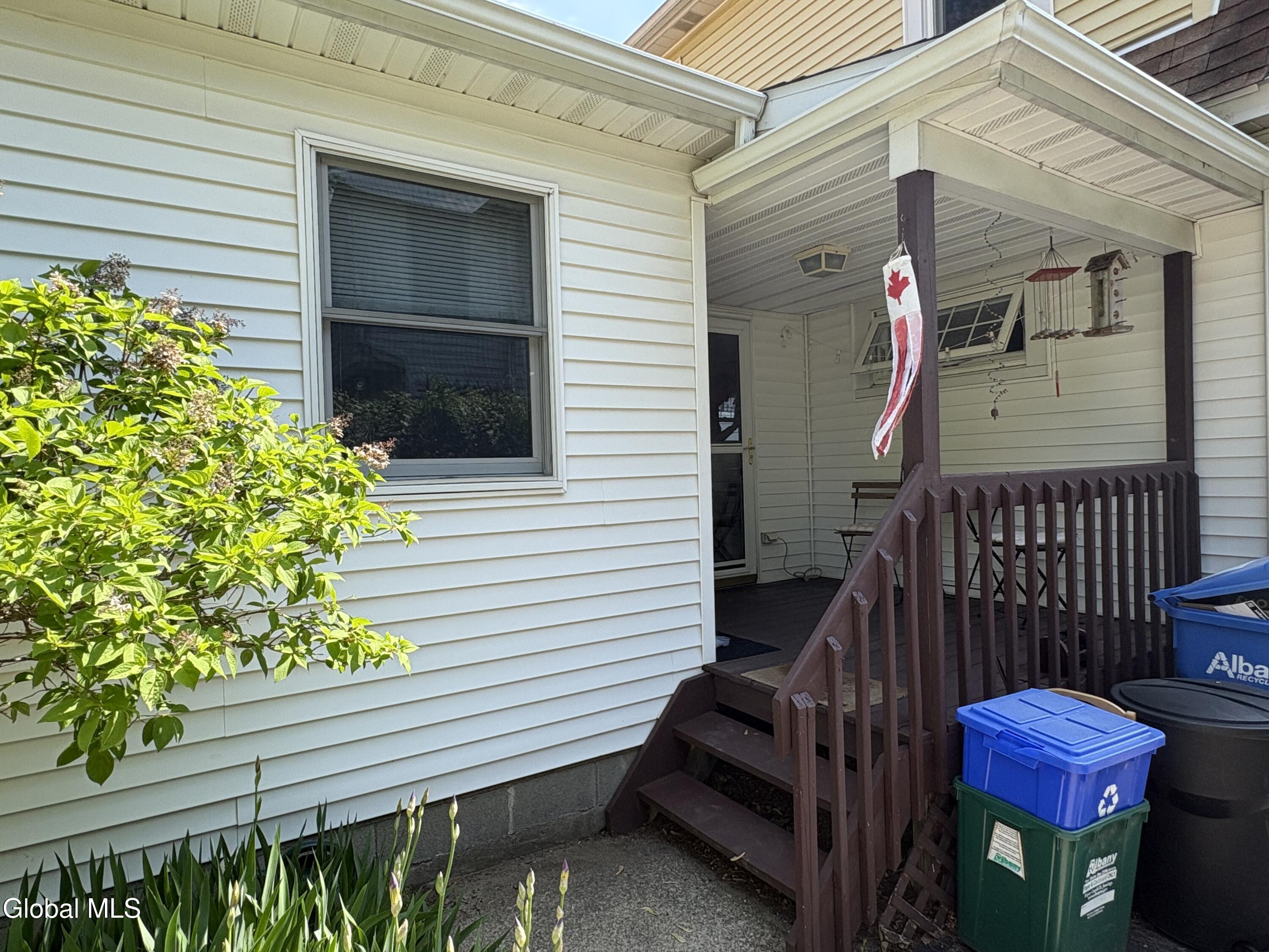 28 Eileen Street Albany NY 12203