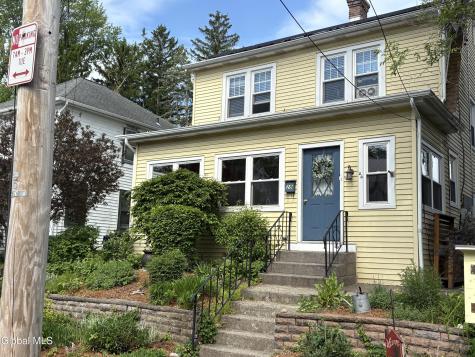 28 Eileen Street Albany NY 12203