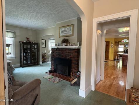 28 Eileen Street Albany NY 12203