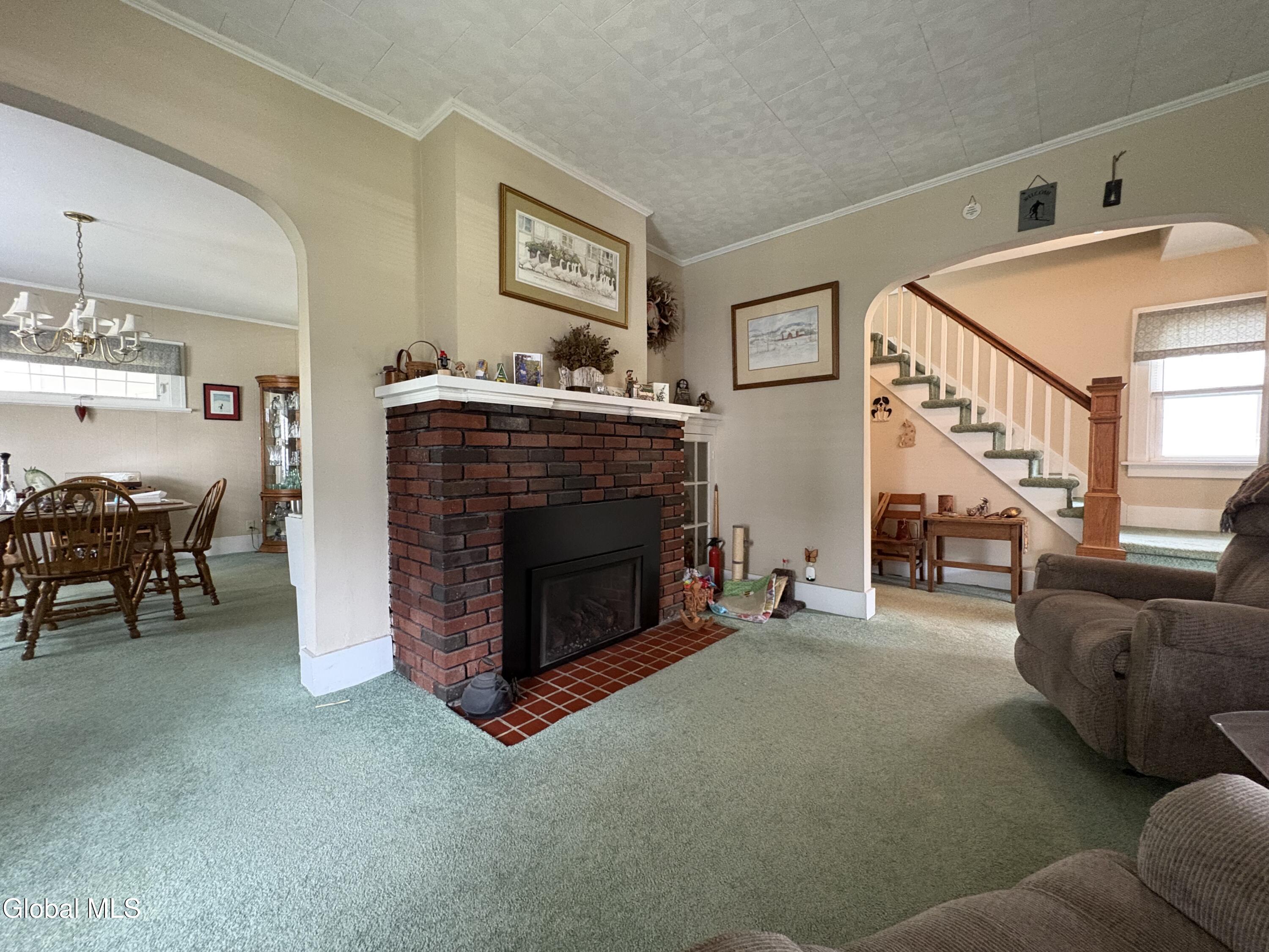 28 Eileen Street Albany NY 12203