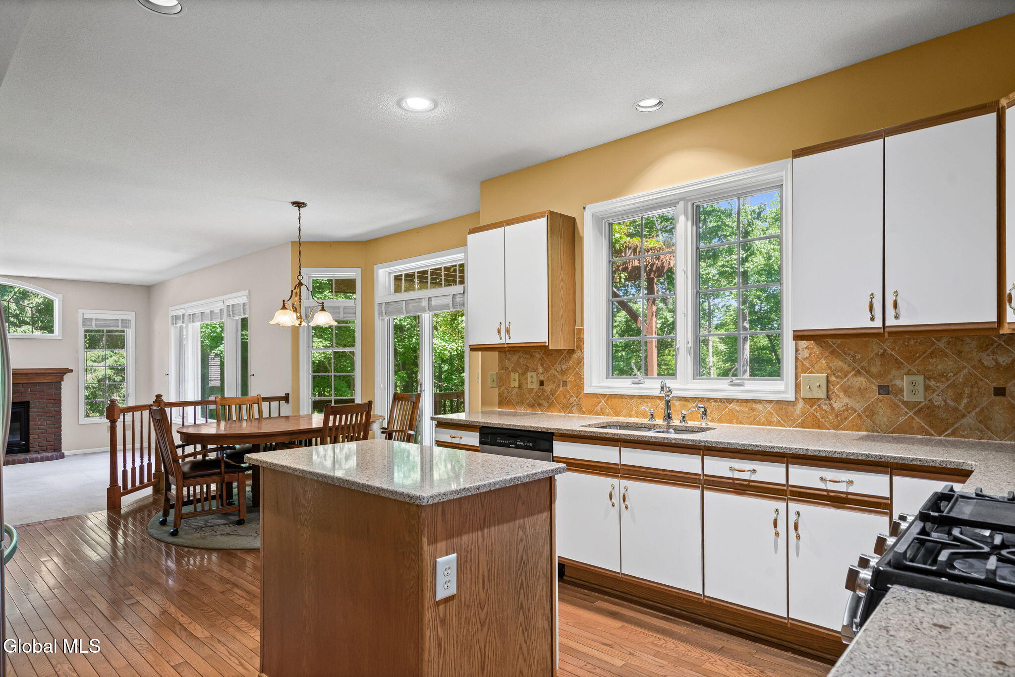 19 Coventry Drive Clifton Park NY 12065