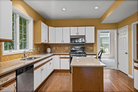 19 Coventry Drive Clifton Park NY 12065