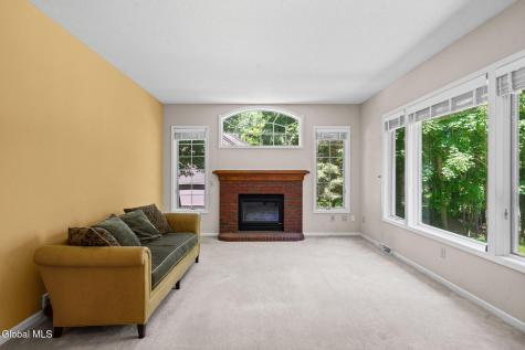 19 Coventry Drive Clifton Park NY 12065