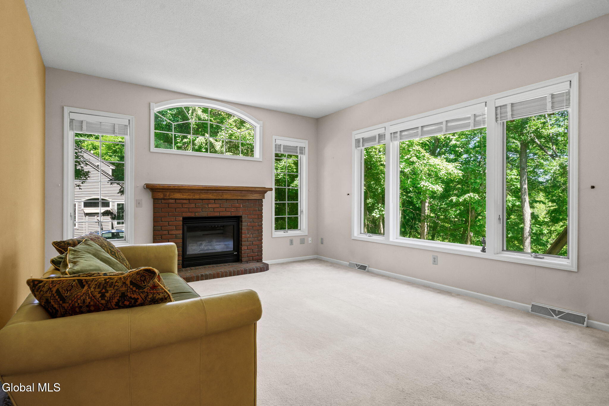 19 Coventry Drive Clifton Park NY 12065