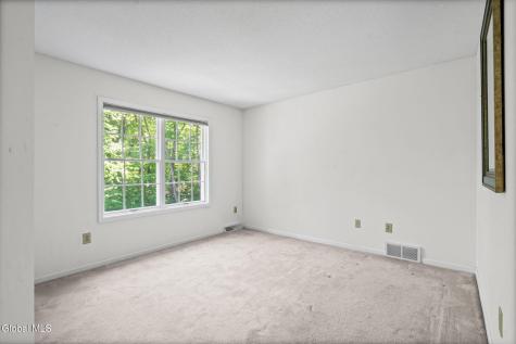 19 Coventry Drive Clifton Park NY 12065
