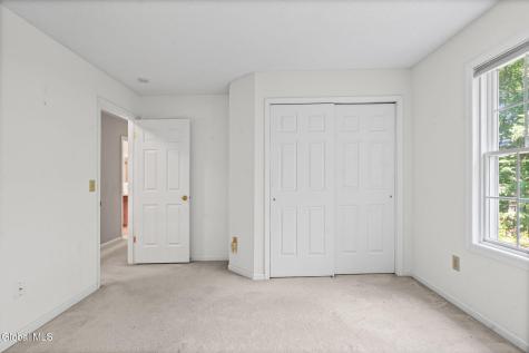 19 Coventry Drive Clifton Park NY 12065