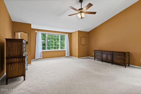 19 Coventry Drive Clifton Park NY 12065