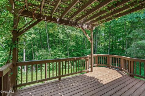 19 Coventry Drive Clifton Park NY 12065
