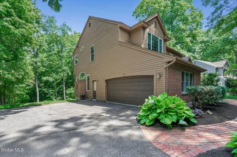 19 Coventry Drive Clifton Park NY 12065