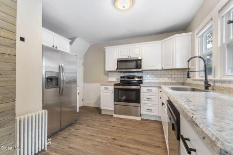 1606 Fordham Avenue Schenectady NY 12306