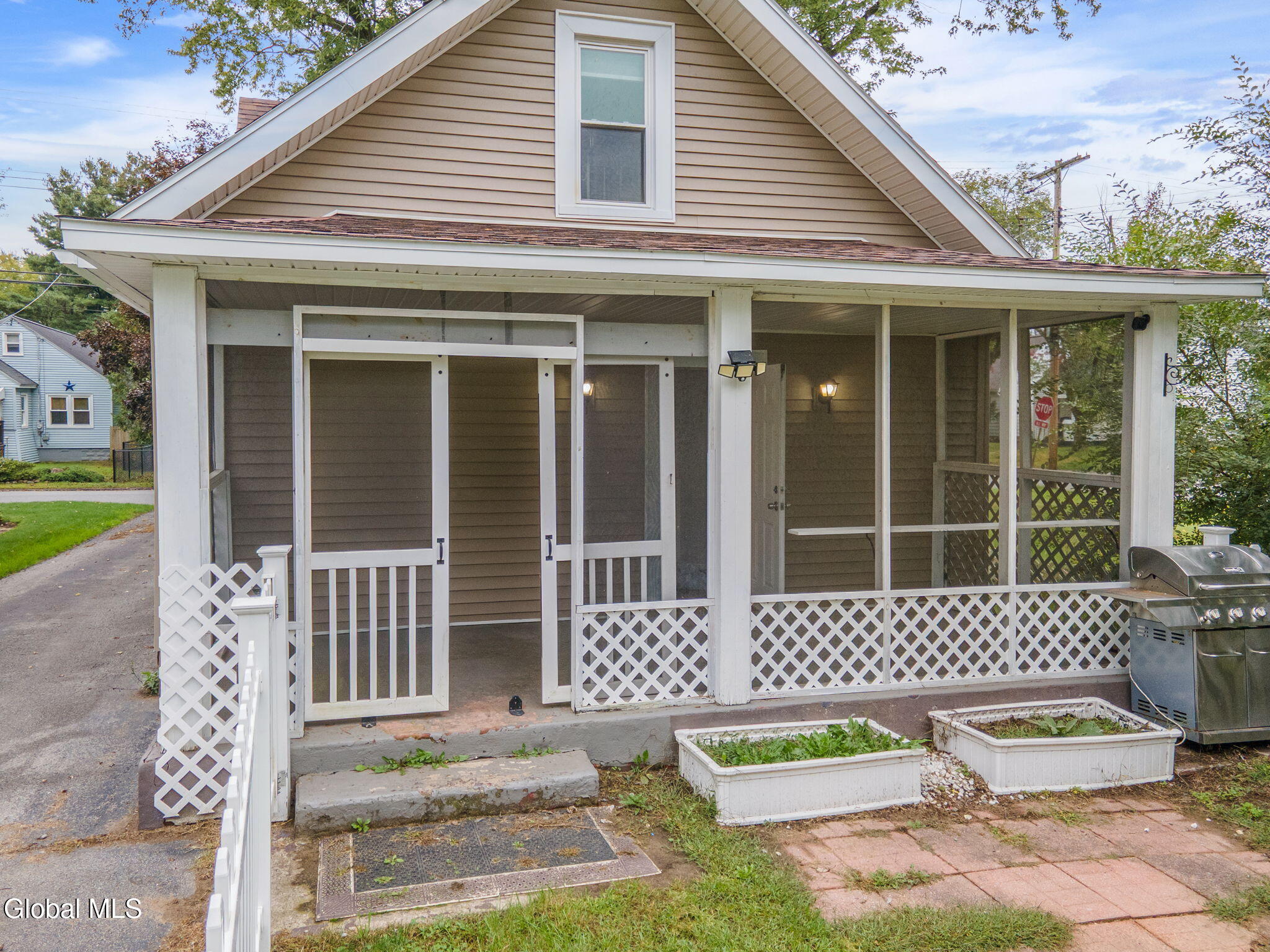 1606 Fordham Avenue Schenectady NY 12306