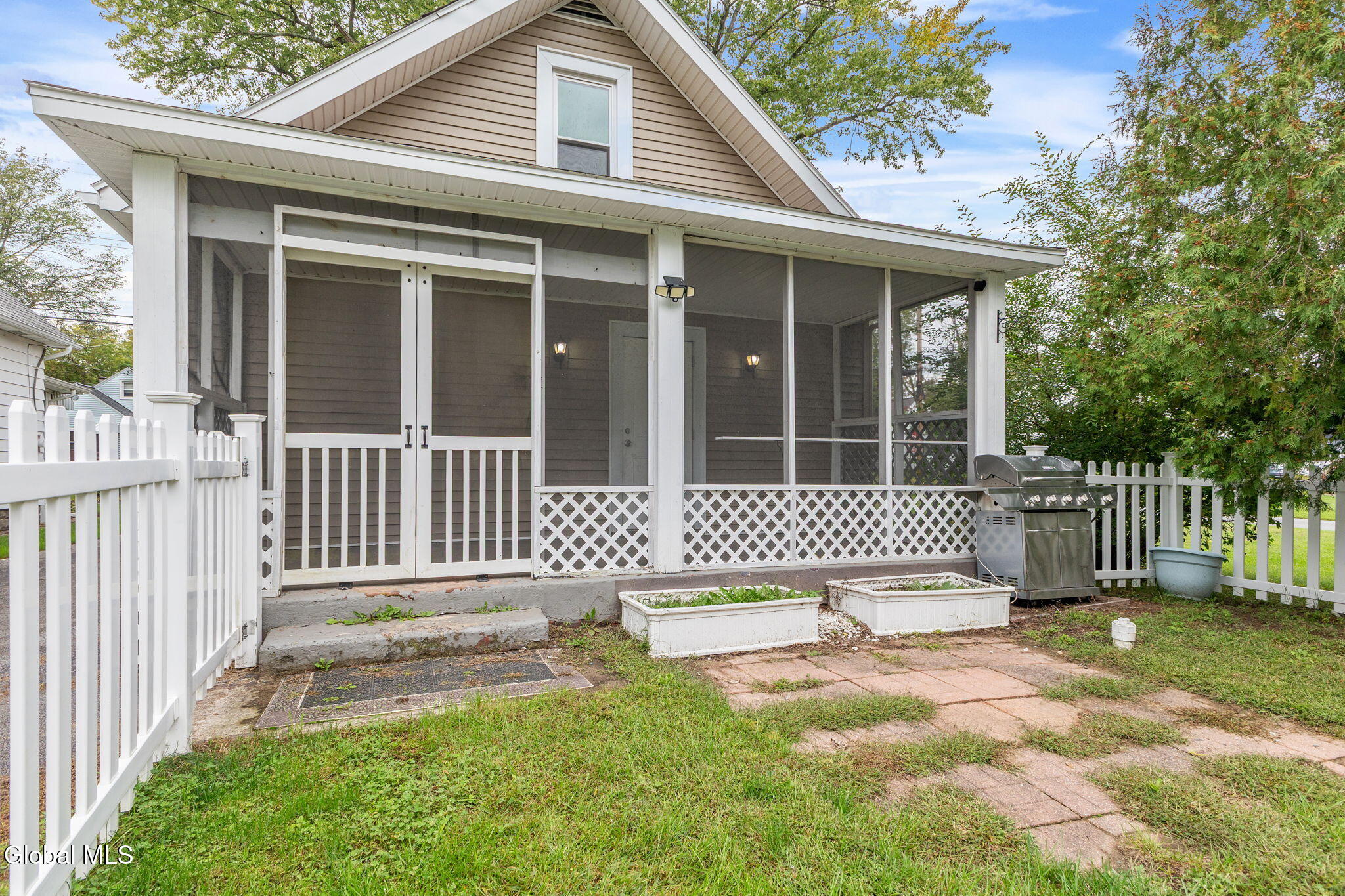 1606 Fordham Avenue Schenectady NY 12306