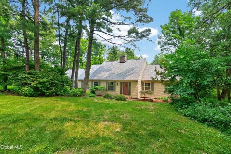 218 Swift Road Voorheesville NY 12186