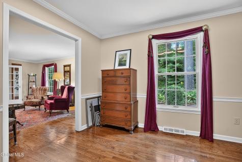 218 Swift Road Voorheesville NY 12186