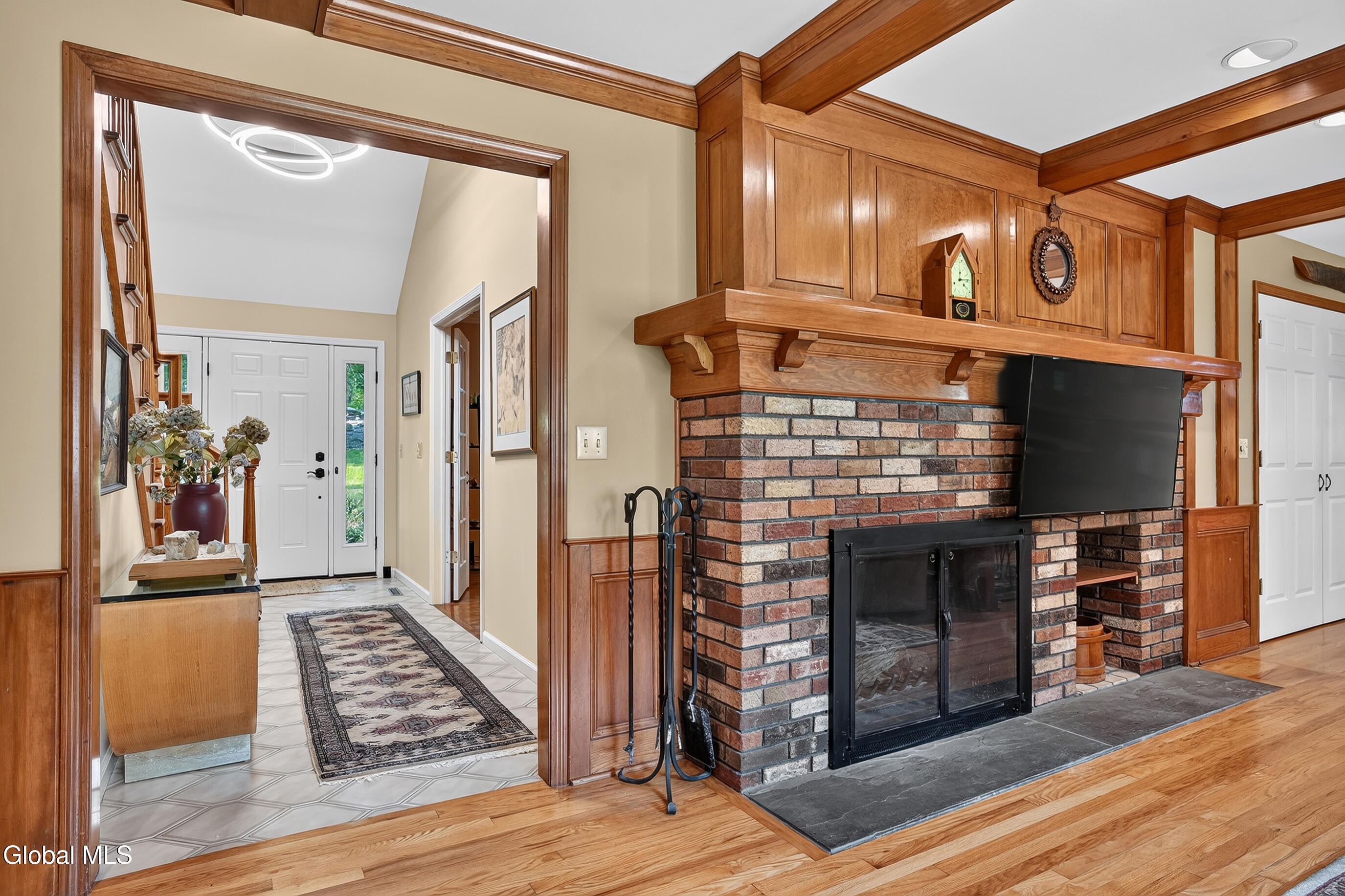 218 Swift Road Voorheesville NY 12186