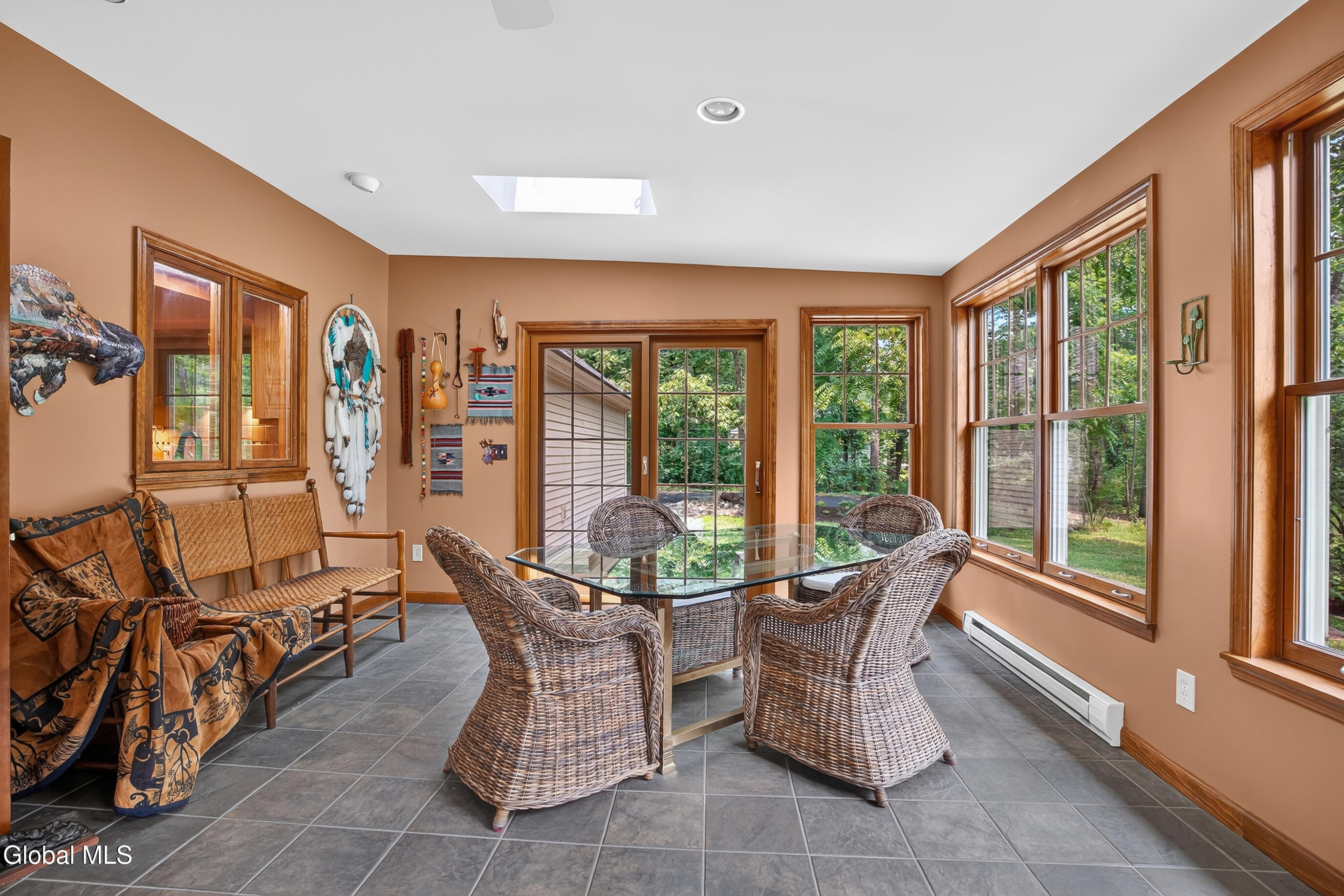 218 Swift Road Voorheesville NY 12186