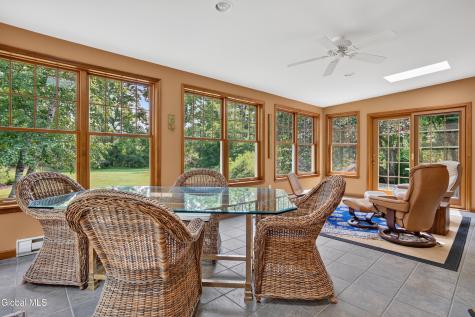 218 Swift Road Voorheesville NY 12186