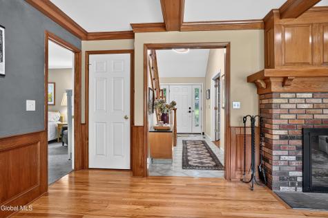 218 Swift Road Voorheesville NY 12186