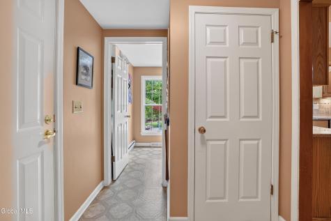 218 Swift Road Voorheesville NY 12186