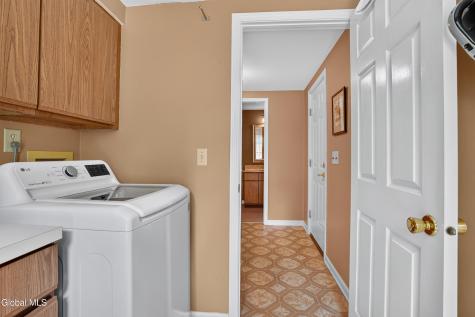 218 Swift Road Voorheesville NY 12186
