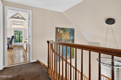 218 Swift Road Voorheesville NY 12186