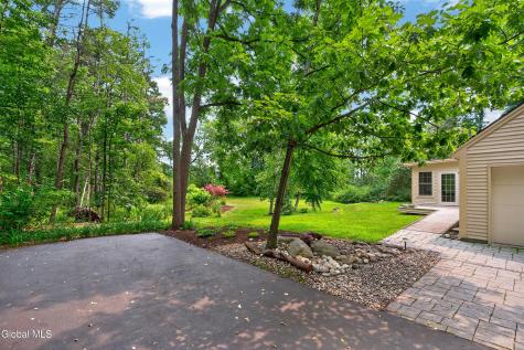 218 Swift Road Voorheesville NY 12186