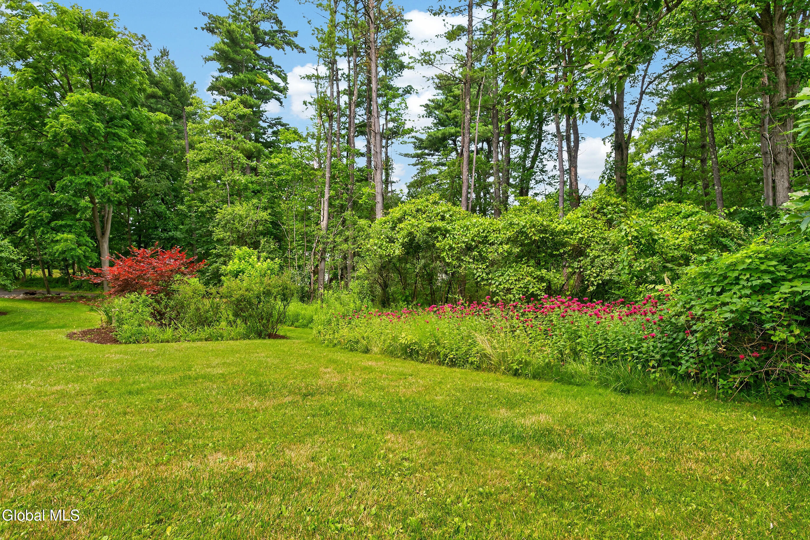 218 Swift Road Voorheesville NY 12186