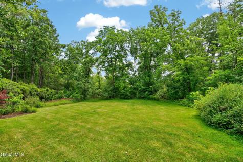 218 Swift Road Voorheesville NY 12186