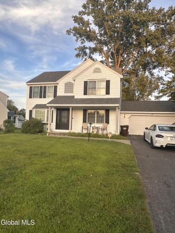 7 Van Rensselaer Way Glenmont NY 12077