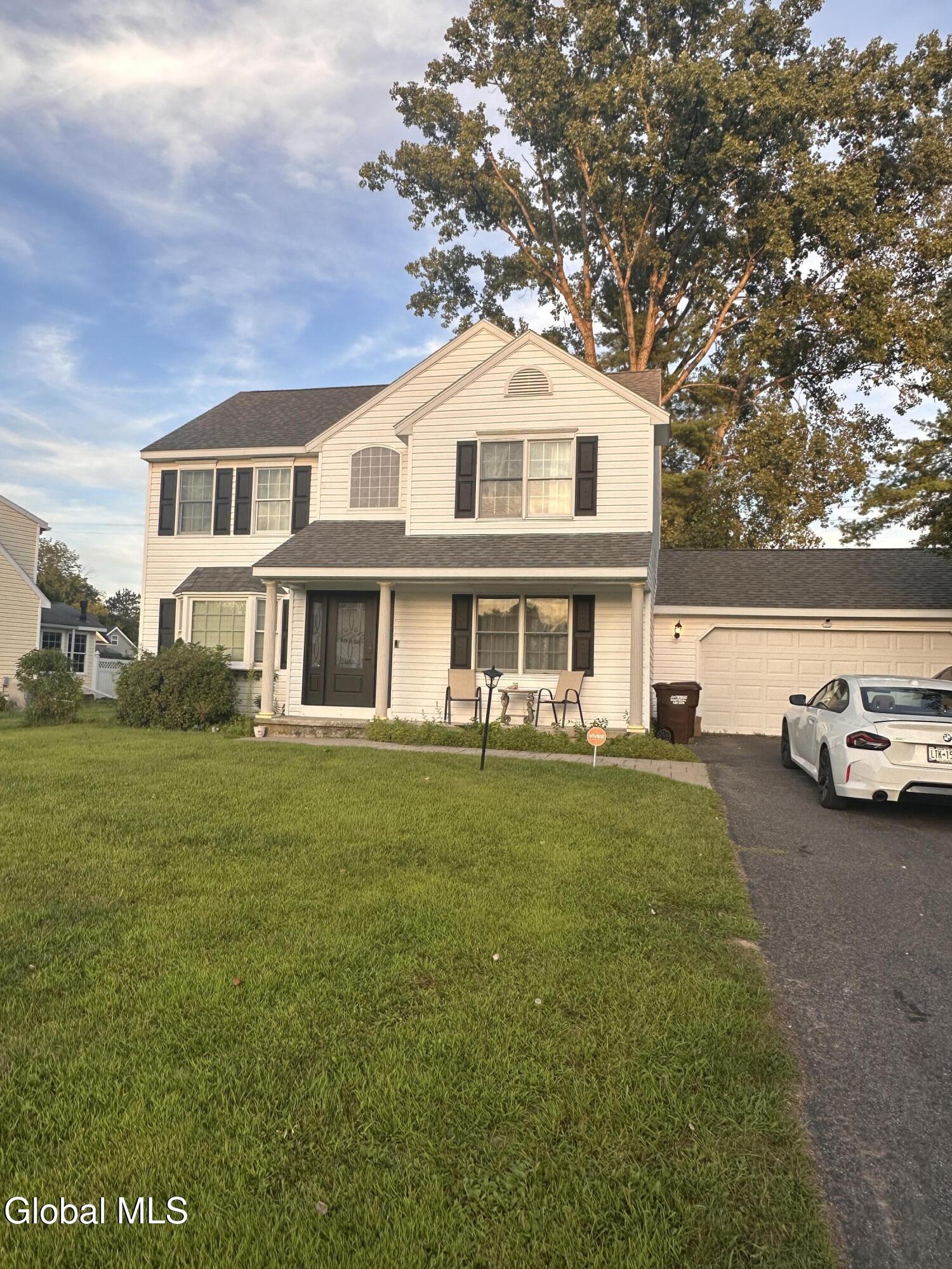 7 Van Rensselaer Way Glenmont NY 12077