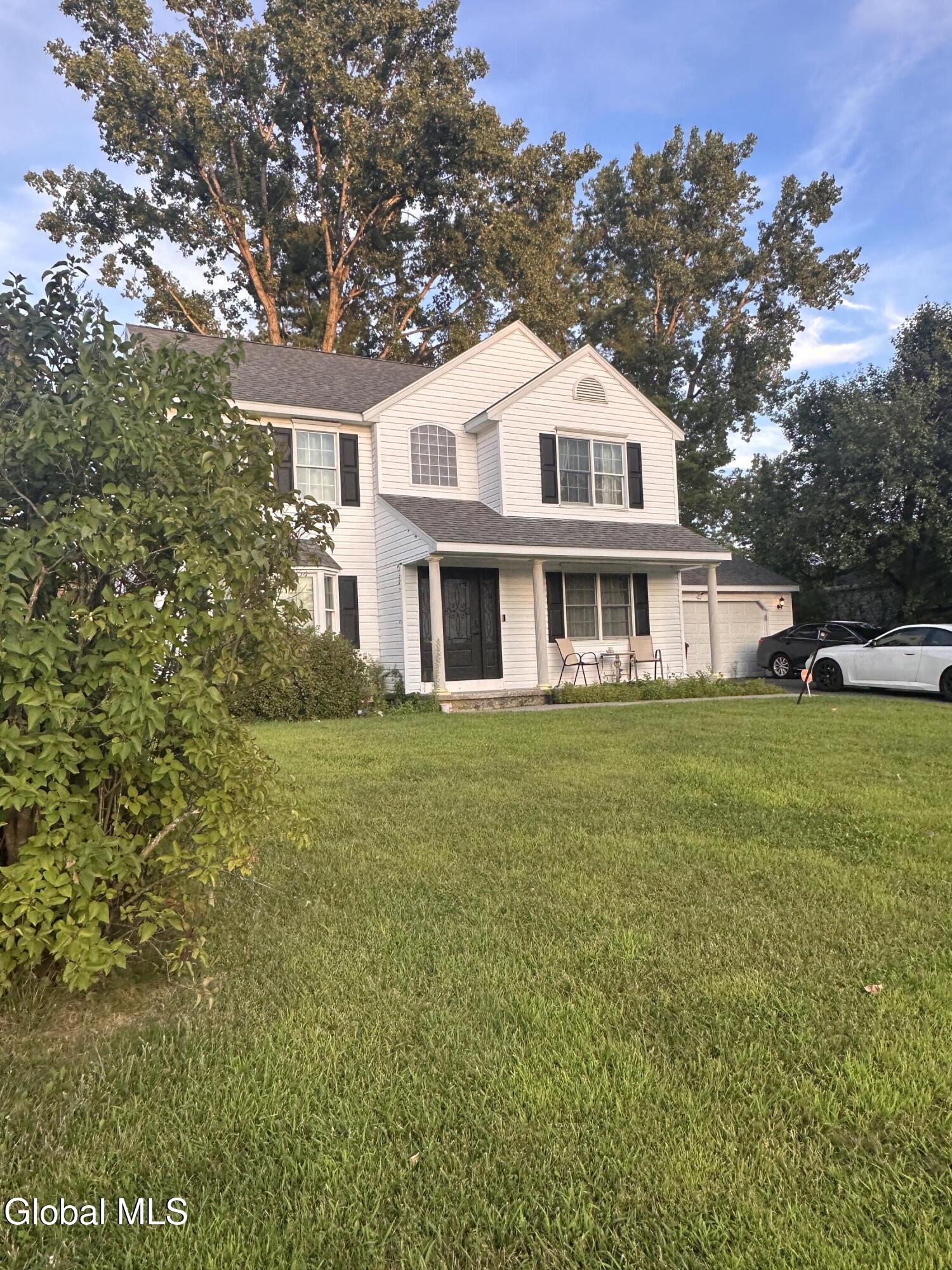 7 Van Rensselaer Way Glenmont NY 12077
