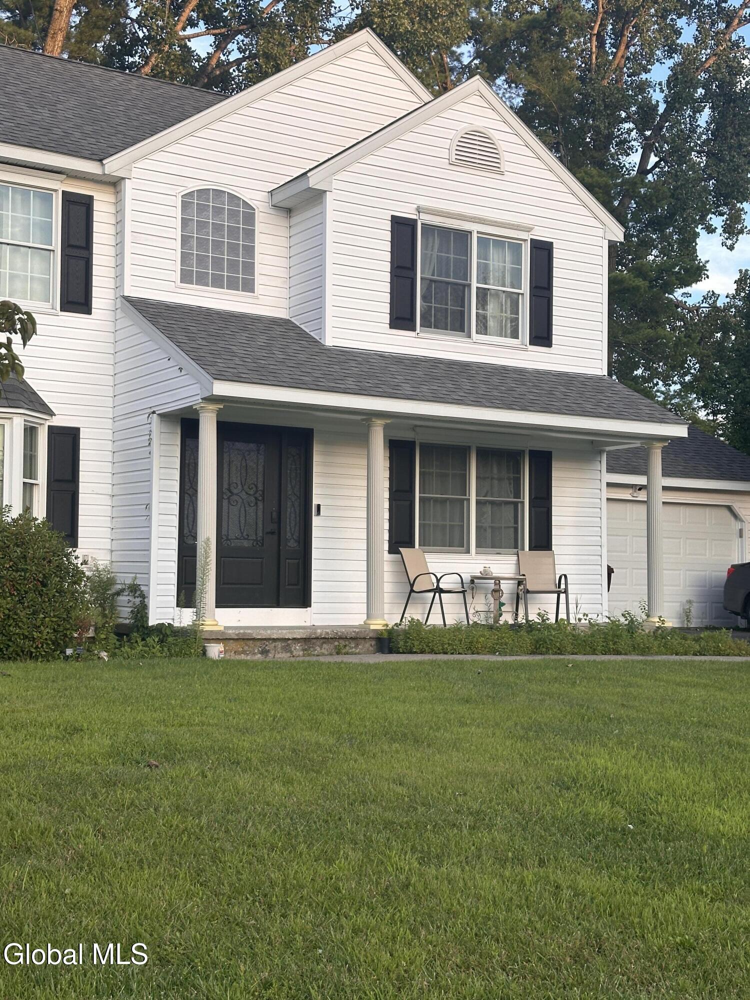 7 Van Rensselaer Way Glenmont NY 12077