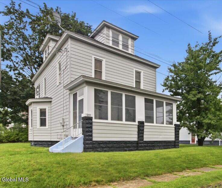 201 Root Avenue Scotia NY 12302