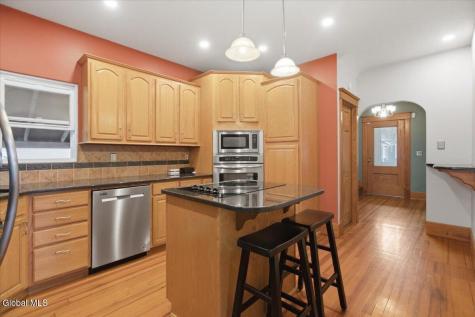 201 Root Avenue Scotia NY 12302