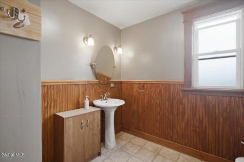201 Root Avenue Scotia NY 12302