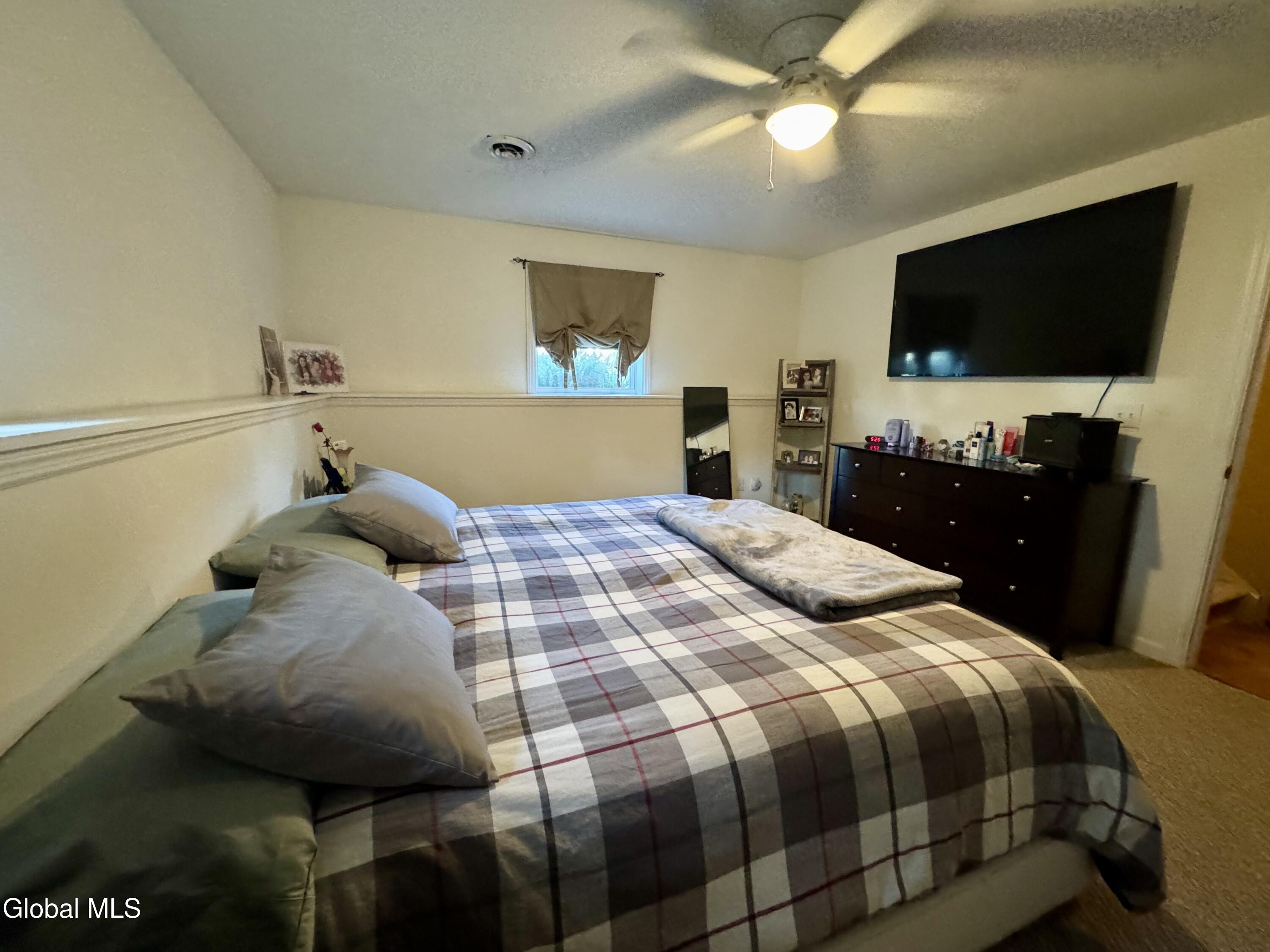 2 Phillips Avenue Queensbury NY 12804