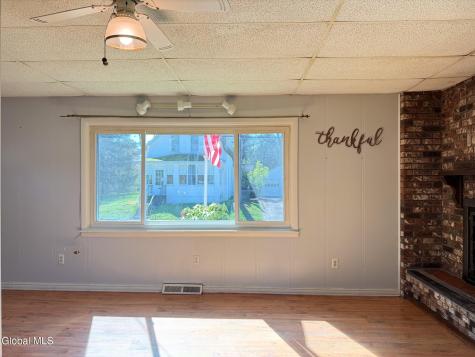 378 Bradford Road Schenectady NY 12304