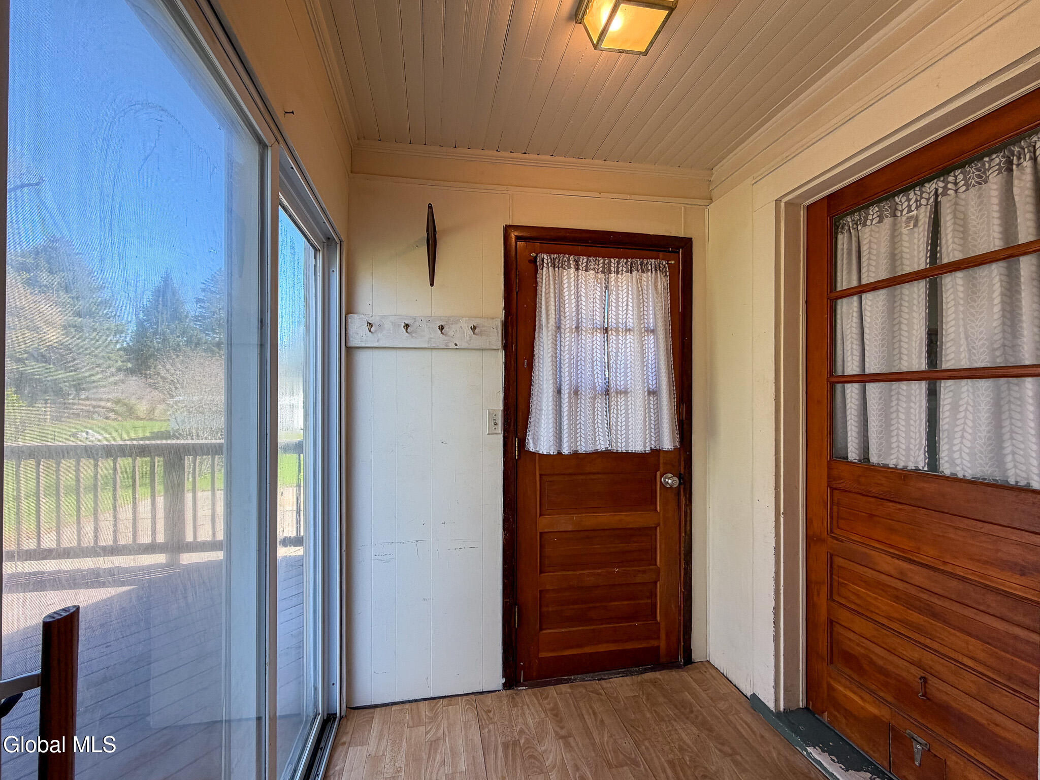 378 Bradford Road Schenectady NY 12304
