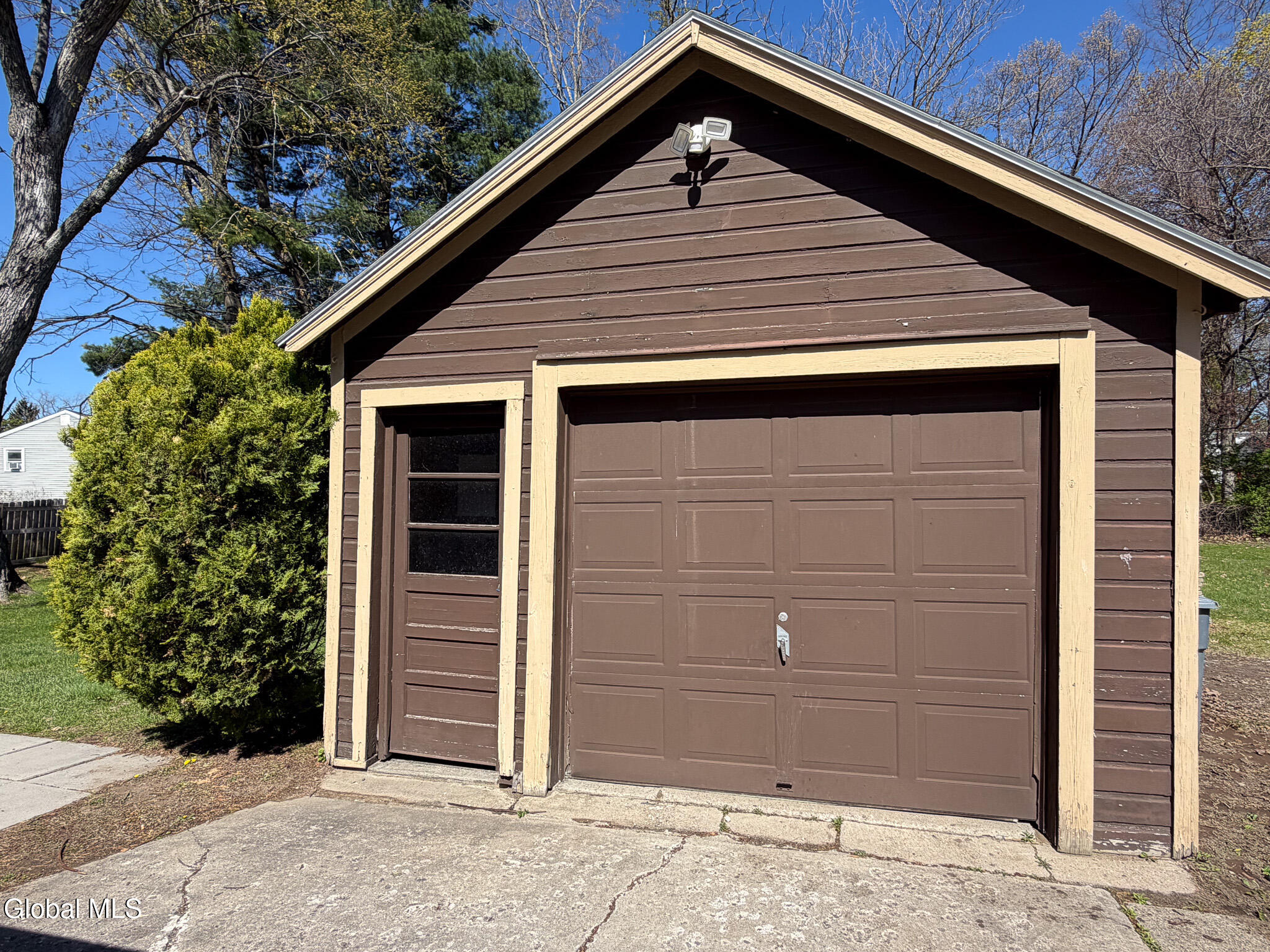 378 Bradford Road Schenectady NY 12304