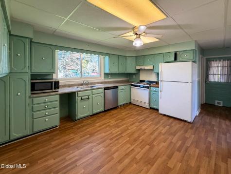 378 Bradford Road Schenectady NY 12304