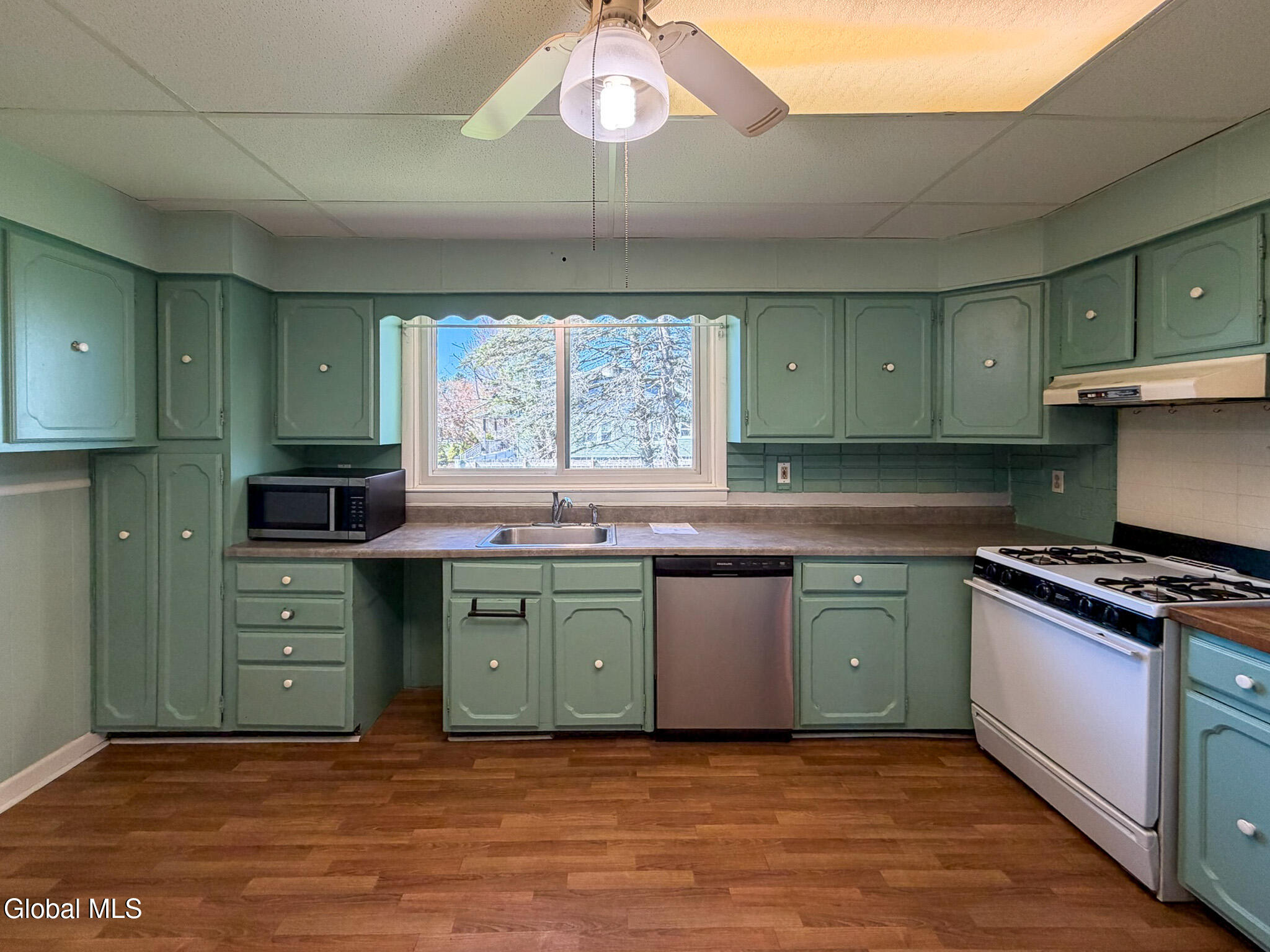 378 Bradford Road Schenectady NY 12304
