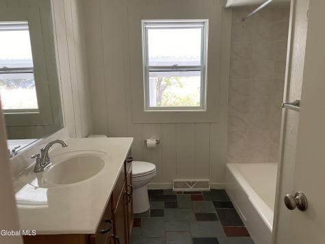 25 Pine Street Albany NY 12203