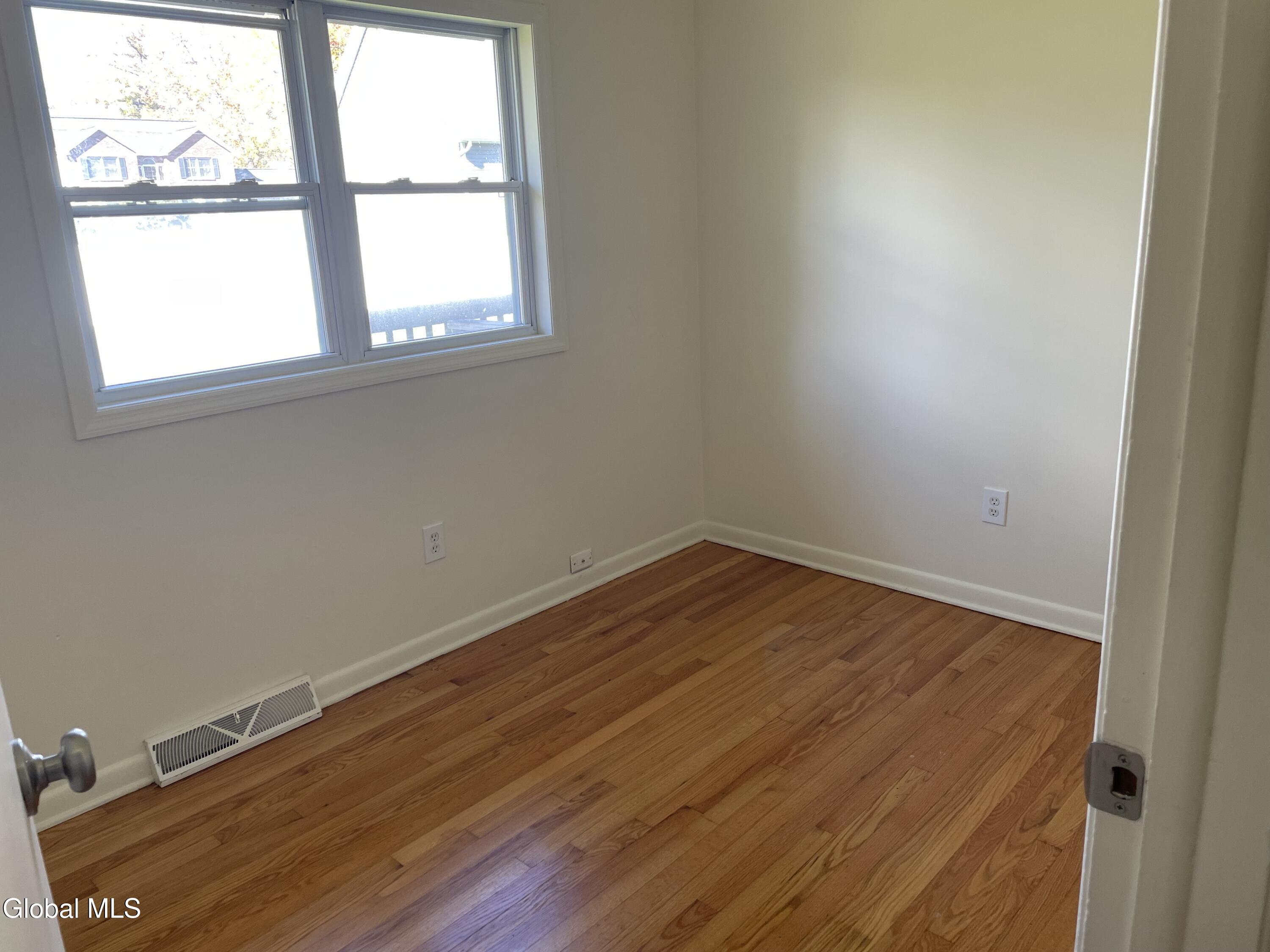 25 Pine Street Albany NY 12203