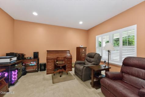 4 Quincy Lane Queensbury NY 12804