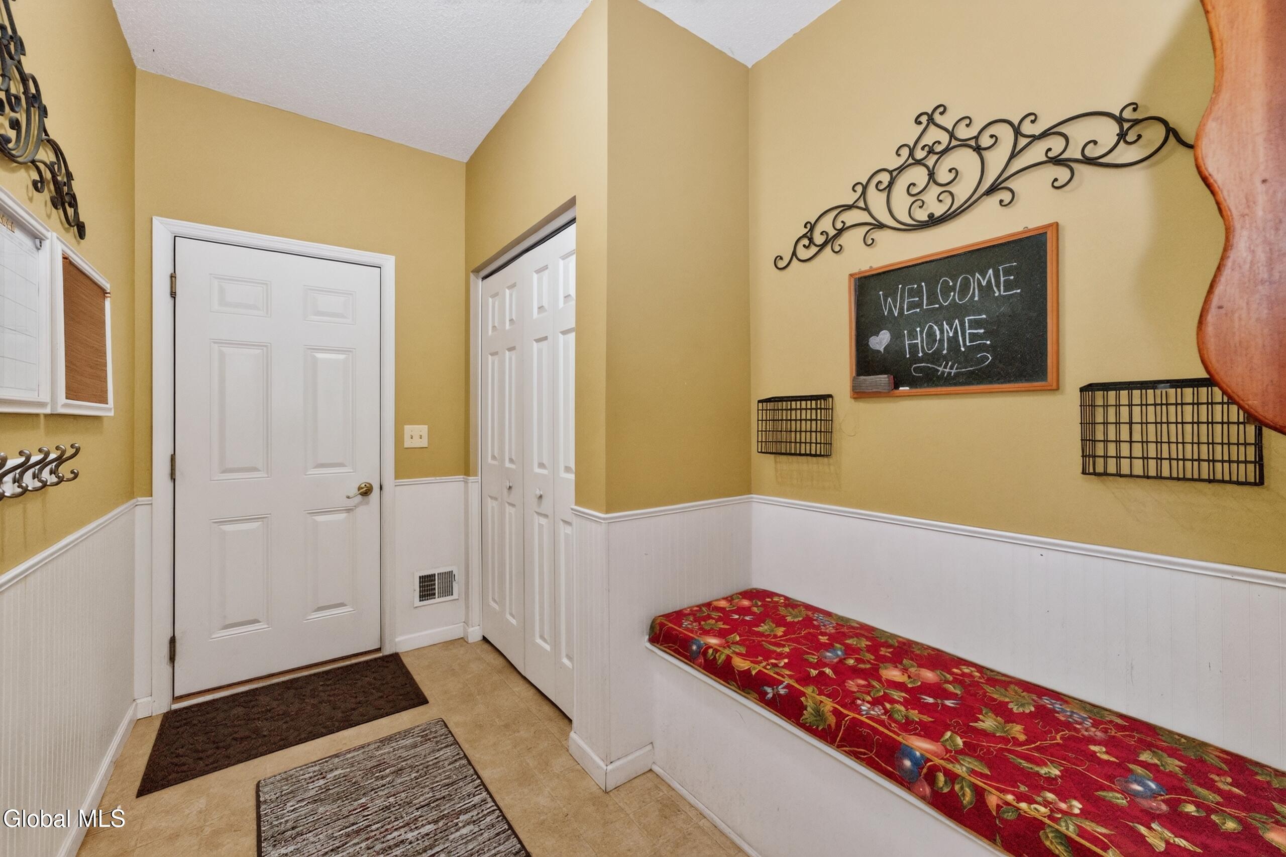 4 Quincy Lane Queensbury NY 12804