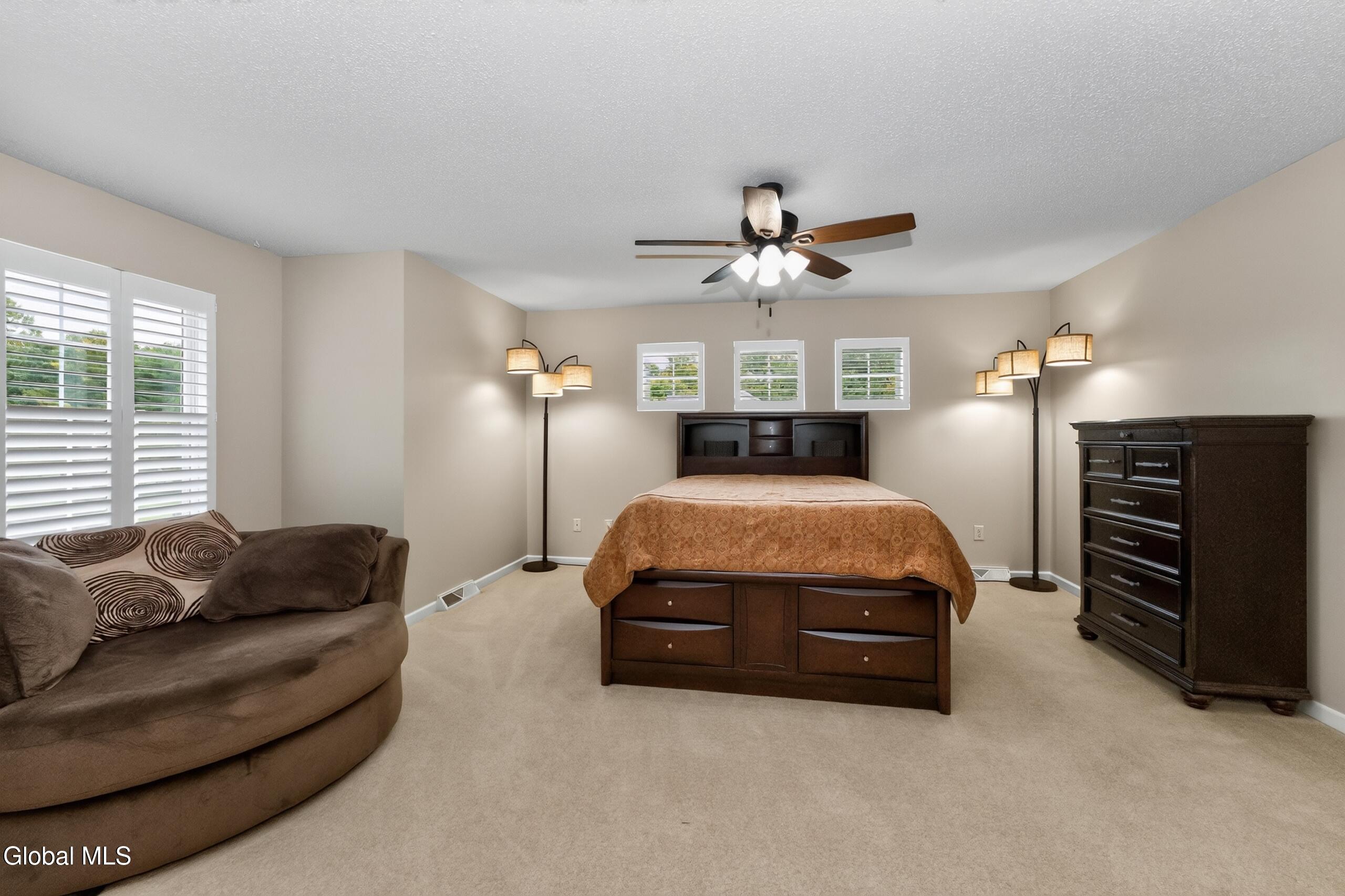 4 Quincy Lane Queensbury NY 12804