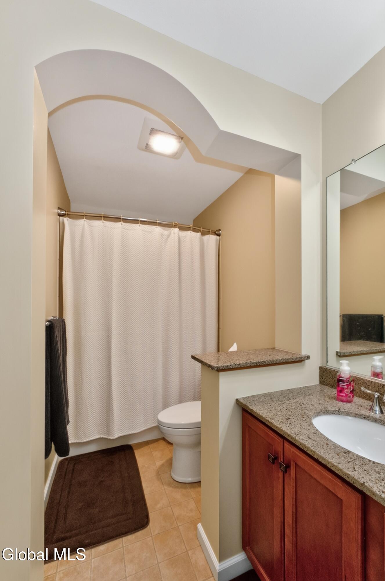 4 Quincy Lane Queensbury NY 12804