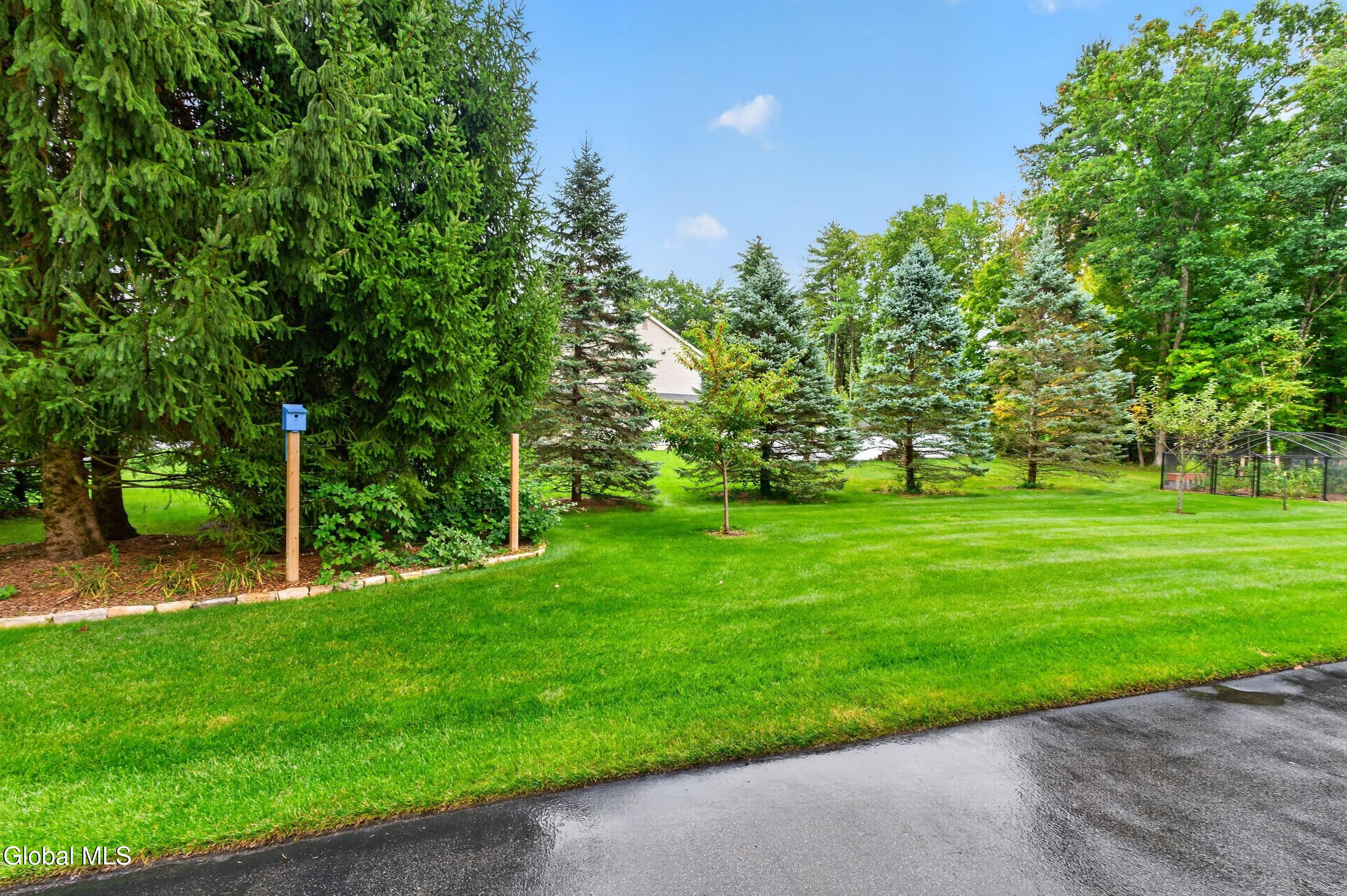 4 Quincy Lane Queensbury NY 12804